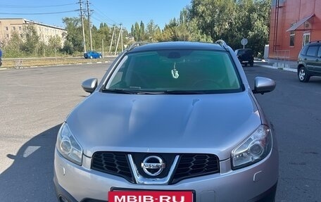 Nissan Qashqai+2 I, 2013 год, 1 400 000 рублей, 2 фотография