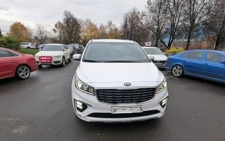 KIA Carnival III, 2018 год, 3 200 000 рублей, 1 фотография