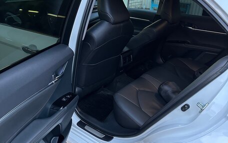 Toyota Camry, 2021 год, 3 700 000 рублей, 7 фотография