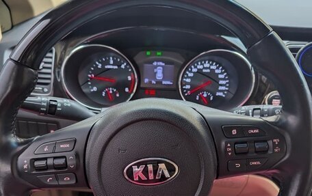 KIA Carnival III, 2018 год, 3 200 000 рублей, 8 фотография