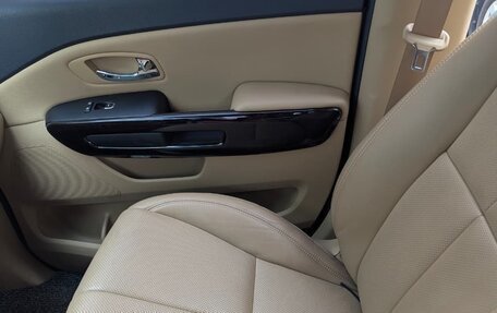 KIA Carnival III, 2018 год, 3 200 000 рублей, 25 фотография