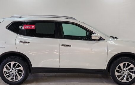Nissan X-Trail, 2017 год, 2 095 000 рублей, 4 фотография