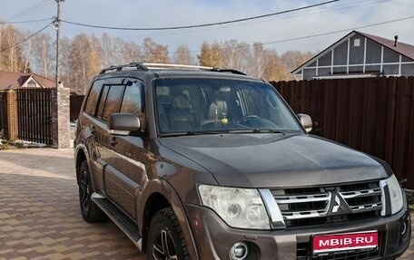 Mitsubishi Pajero IV, 2011 год, 1 700 000 рублей, 1 фотография