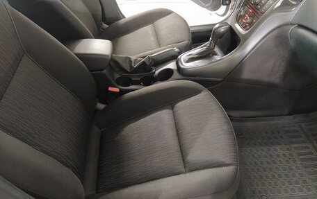 Opel Astra J, 2014 год, 799 000 рублей, 8 фотография