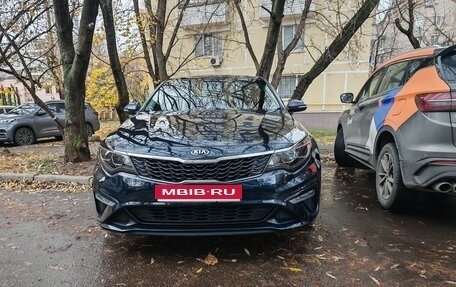 KIA Optima IV, 2018 год, 1 800 000 рублей, 1 фотография