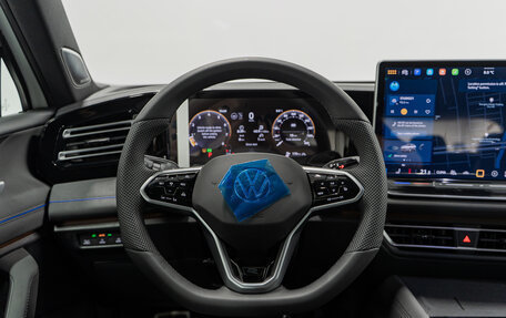 Volkswagen Tiguan, 2025 год, 5 490 000 рублей, 16 фотография