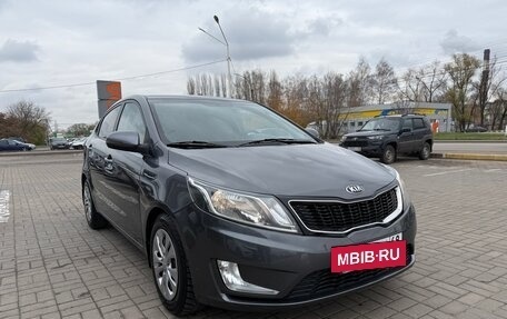 KIA Rio III рестайлинг, 2013 год, 895 000 рублей, 3 фотография
