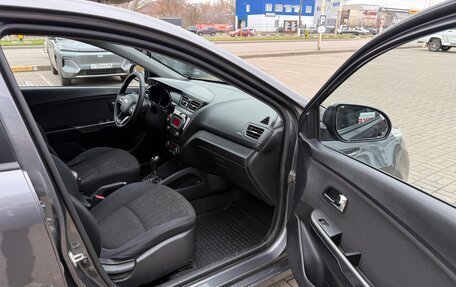 KIA Rio III рестайлинг, 2013 год, 895 000 рублей, 16 фотография