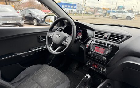 KIA Rio III рестайлинг, 2013 год, 895 000 рублей, 18 фотография