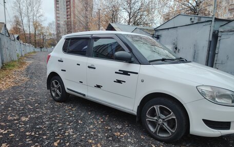 Skoda Fabia II, 2011 год, 369 000 рублей, 4 фотография