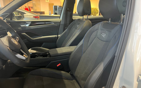 Volkswagen Tiguan, 2025 год, 5 090 000 рублей, 13 фотография