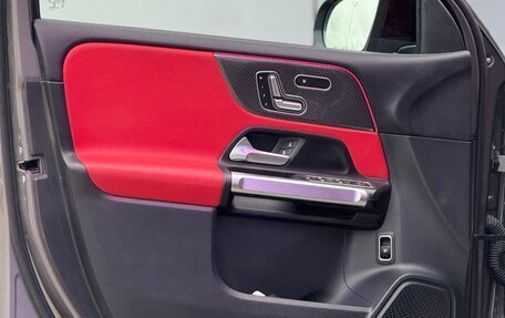 Mercedes-Benz GLB AMG, 2022 год, 6 000 000 рублей, 13 фотография
