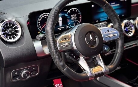 Mercedes-Benz GLB AMG, 2022 год, 6 000 000 рублей, 15 фотография