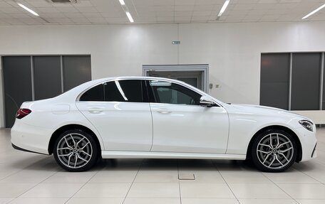 Mercedes-Benz E-Класс, 2020 год, 5 180 000 рублей, 4 фотография