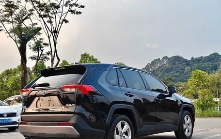 Toyota RAV4, 2021 год, 2 021 273 рублей, 7 фотография