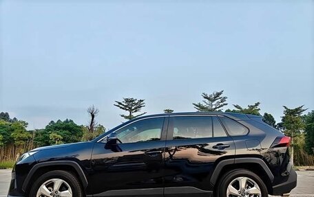 Toyota RAV4, 2021 год, 2 021 273 рублей, 4 фотография