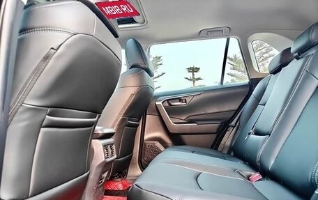 Toyota RAV4, 2021 год, 2 021 273 рублей, 11 фотография