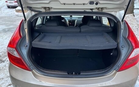 Hyundai Solaris II рестайлинг, 2011 год, 620 000 рублей, 1 фотография