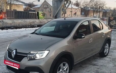 Renault Logan II, 2022 год, 1 140 000 рублей, 3 фотография