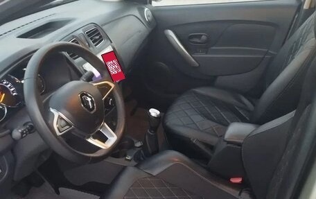 Renault Logan II, 2022 год, 1 140 000 рублей, 6 фотография