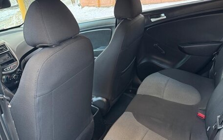 Hyundai Solaris II рестайлинг, 2011 год, 620 000 рублей, 8 фотография