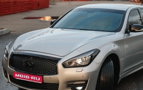 Infiniti Q70 I, 2016 год, 2 550 000 рублей, 3 фотография