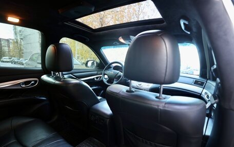 Infiniti Q70 I, 2016 год, 2 550 000 рублей, 20 фотография