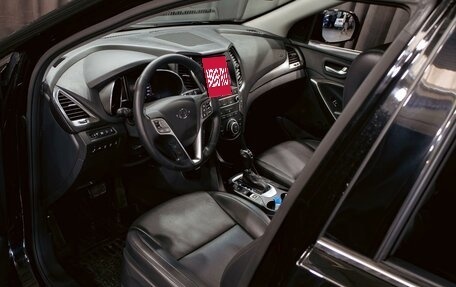 Hyundai Santa Fe III рестайлинг, 2018 год, 1 895 000 рублей, 13 фотография