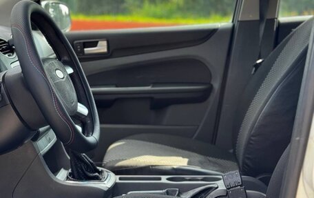 Ford Focus II рестайлинг, 2010 год, 10 фотография