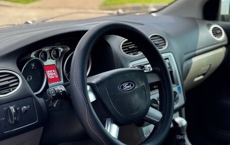 Ford Focus II рестайлинг, 2010 год, 11 фотография