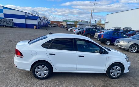 Volkswagen Polo VI (EU Market), 2017 год, 700 000 рублей, 9 фотография