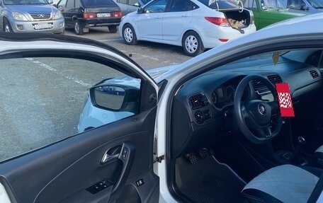 Volkswagen Polo VI (EU Market), 2017 год, 700 000 рублей, 12 фотография