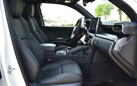 Toyota 4Runner, 2025 год, 12 490 000 рублей, 10 фотография