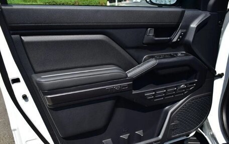 Toyota 4Runner, 2025 год, 12 490 000 рублей, 22 фотография