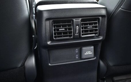 Toyota 4Runner, 2025 год, 12 490 000 рублей, 27 фотография