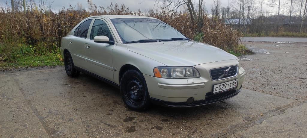Volvo S60 I рестайлинг, 2006 год, 400 000 рублей, 3 фотография
