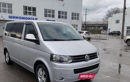 Volkswagen Multivan T5, 2010 год, 2 100 000 рублей, 3 фотография