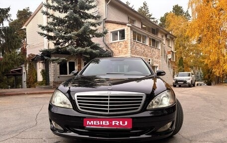 Mercedes-Benz S-Класс, 2007 год, 690 000 рублей, 3 фотография