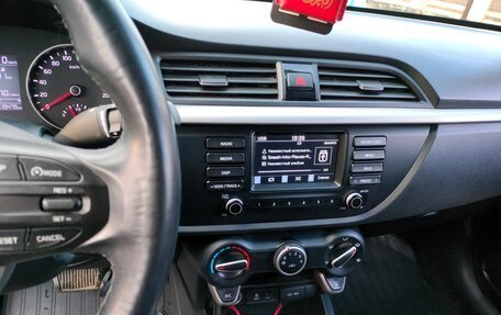 KIA Rio IV, 2018 год, 1 530 000 рублей, 13 фотография