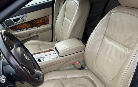 Jaguar XF I рестайлинг, 2010 год, 970 000 рублей, 7 фотография