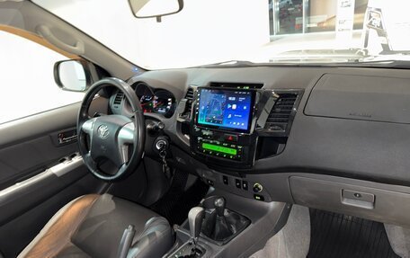 Toyota Hilux VII, 2012 год, 2 390 000 рублей, 25 фотография