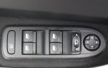 Peugeot 408 I рестайлинг, 2013 год, 547 000 рублей, 9 фотография