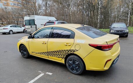 KIA Rio IV, 2020 год, 800 000 рублей, 1 фотография