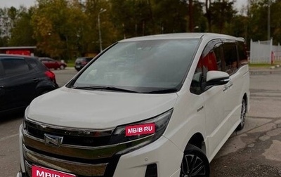 Toyota Noah III, 2018 год, 2 600 000 рублей, 1 фотография