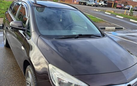 Opel Astra J, 2012 год, 765 000 рублей, 2 фотография