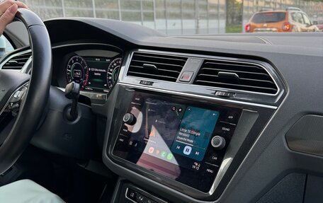 Volkswagen Tiguan II, 2018 год, 2 500 000 рублей, 5 фотография