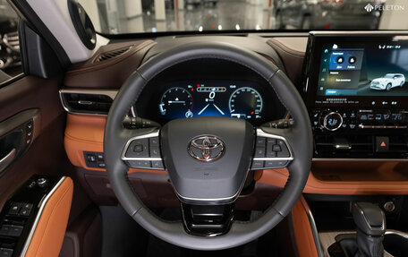 Toyota Highlander, 2025 год, 6 150 000 рублей, 11 фотография