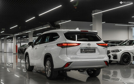 Toyota Highlander, 2025 год, 6 150 000 рублей, 5 фотография