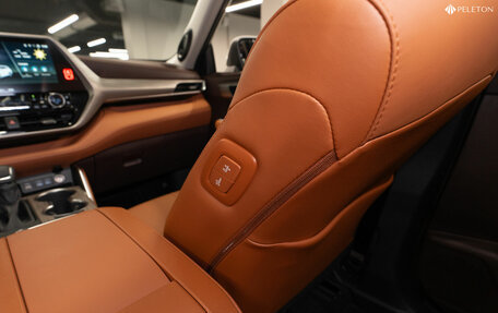 Toyota Highlander, 2025 год, 6 150 000 рублей, 15 фотография