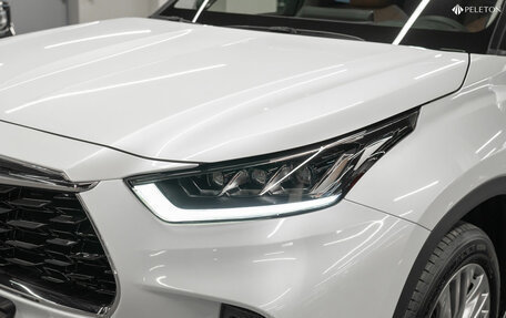 Toyota Highlander, 2025 год, 6 150 000 рублей, 32 фотография